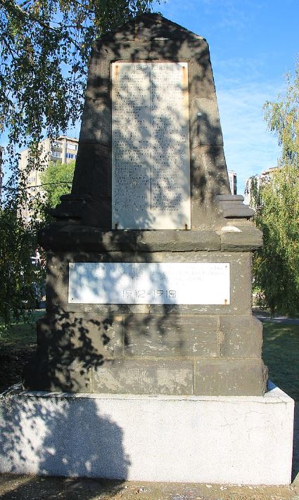 Spomenik srpskim i francuskim vojnicima 1912-1918